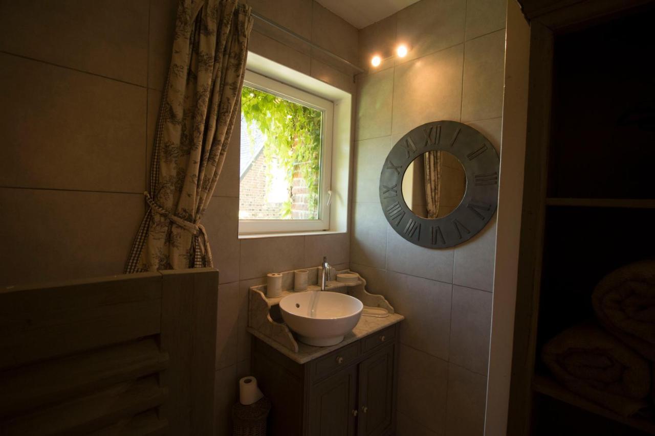 Vimoutiers Cottage "Le Bleu D'Orage" Domaine De 7Ha Au Calme מראה חיצוני תמונה