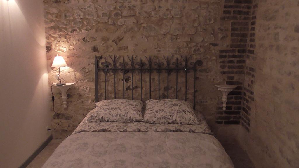 Vimoutiers Cottage "Le Bleu D'Orage" Domaine De 7Ha Au Calme חדר תמונה